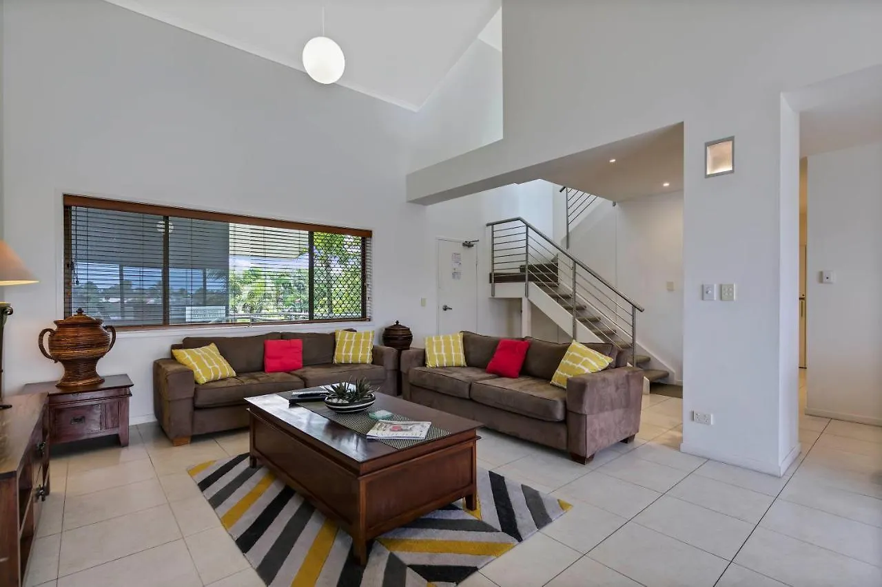 ****  Culgoa Point Beach Resort Noosa Heads Australia