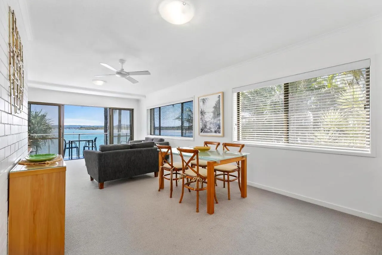 ****  Culgoa Point Beach Resort Noosa Heads Australia