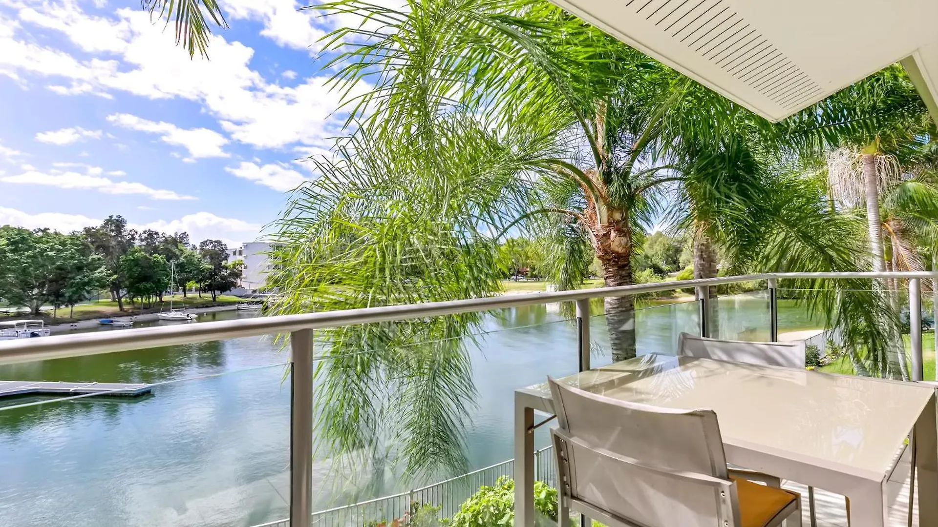 Culgoa Point Beach Resort Noosa Heads 4*,